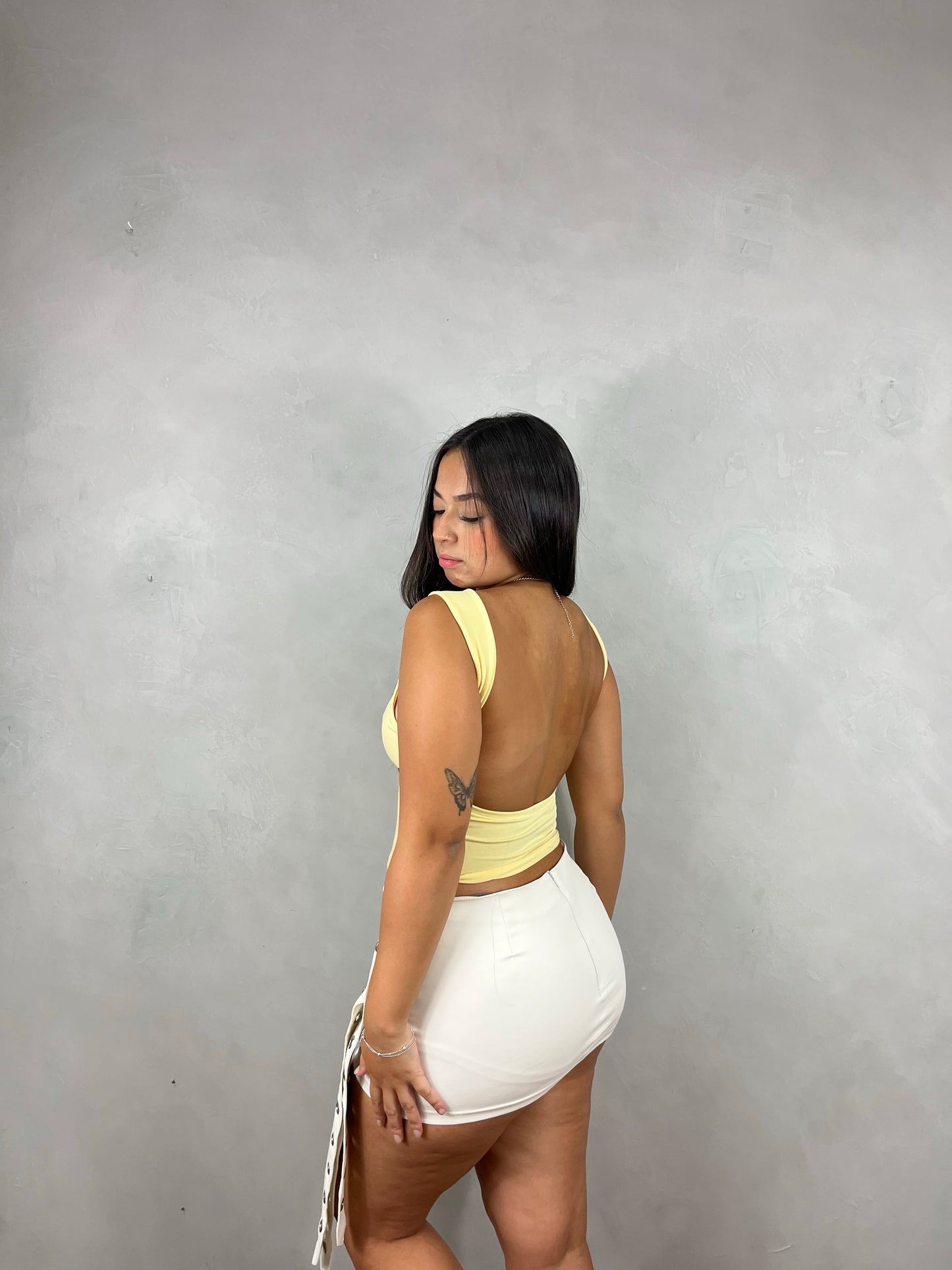 Shorts saia Couro Albânia
