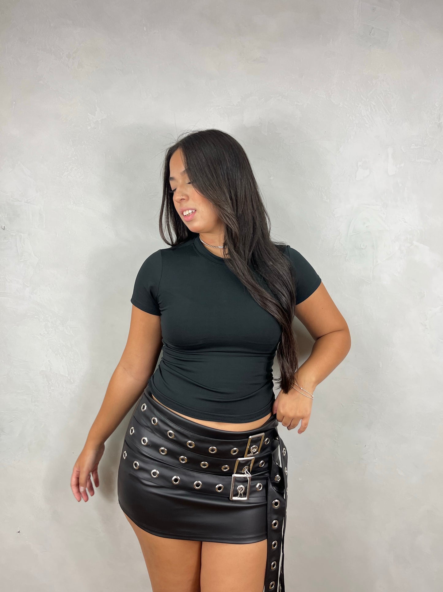 Shorts saia Couro Albânia