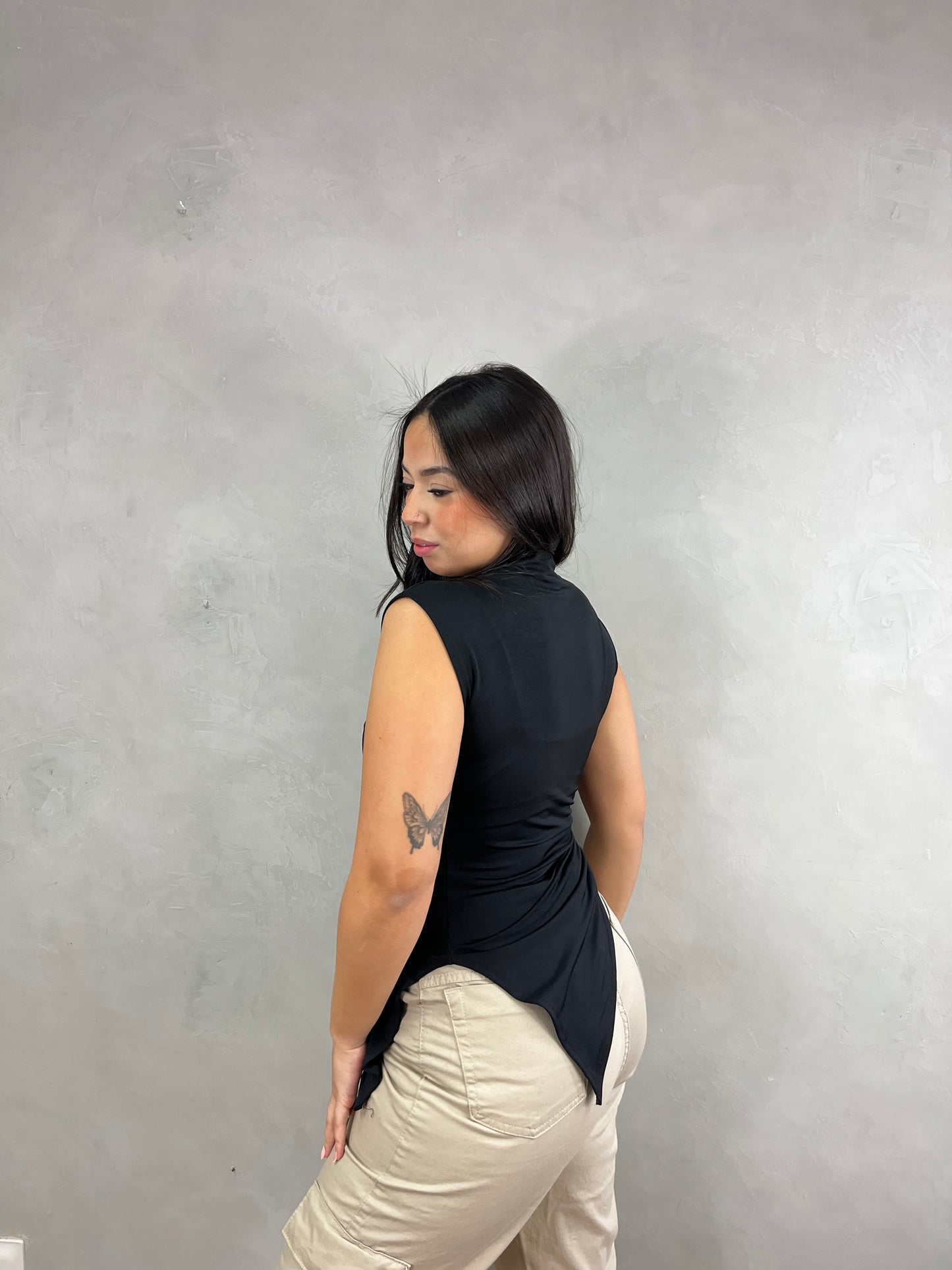 Blusa assimétrica Holanda