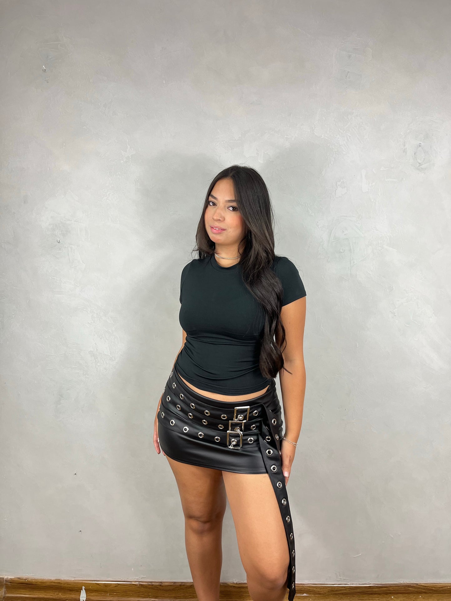 Shorts saia Couro Albânia