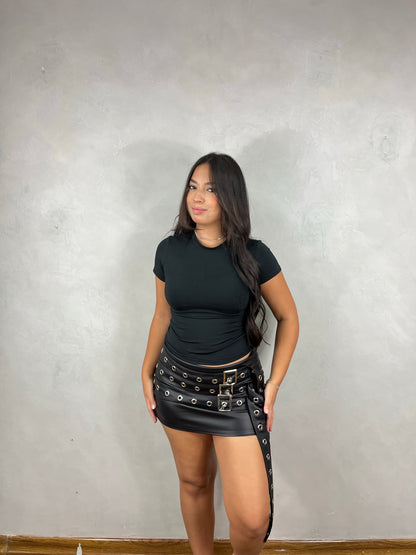 Shorts saia Couro Albânia
