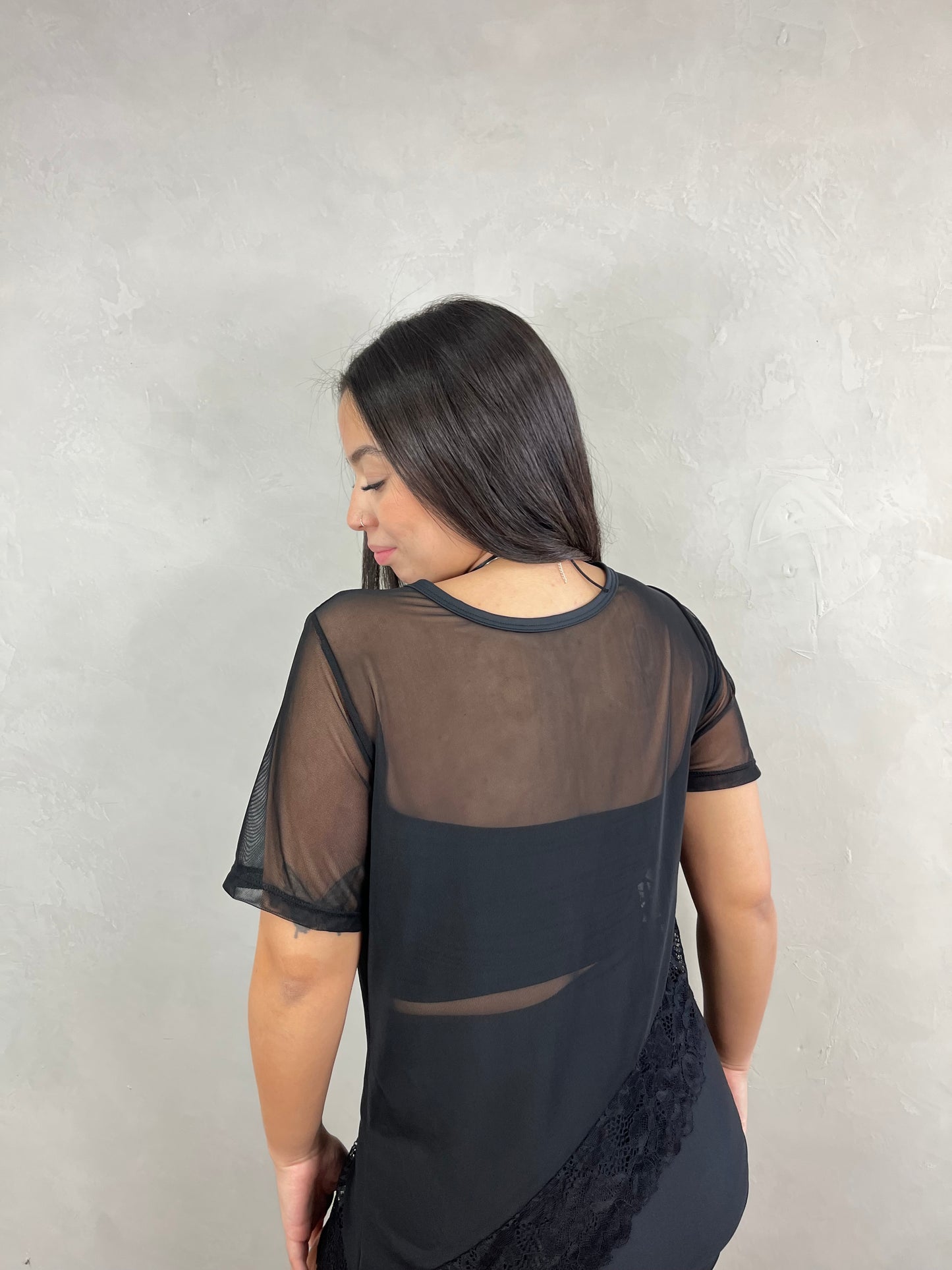 Bata de tule com renda veneza