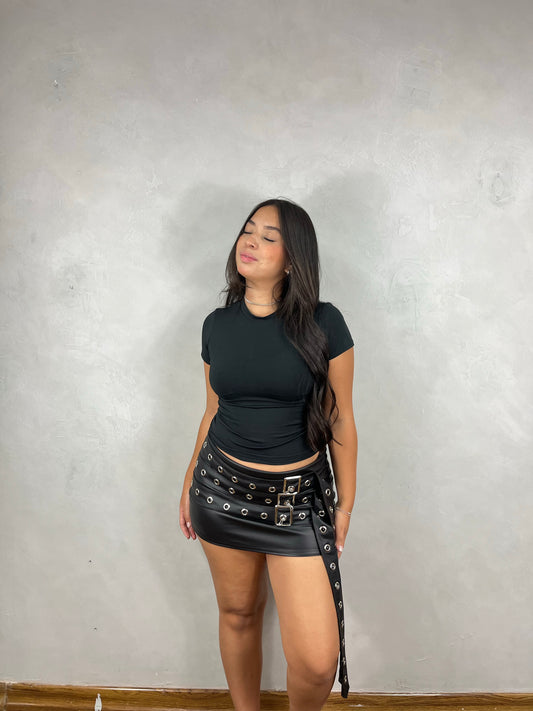 Shorts saia Couro Albânia