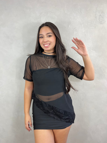 Bata de tule com renda veneza