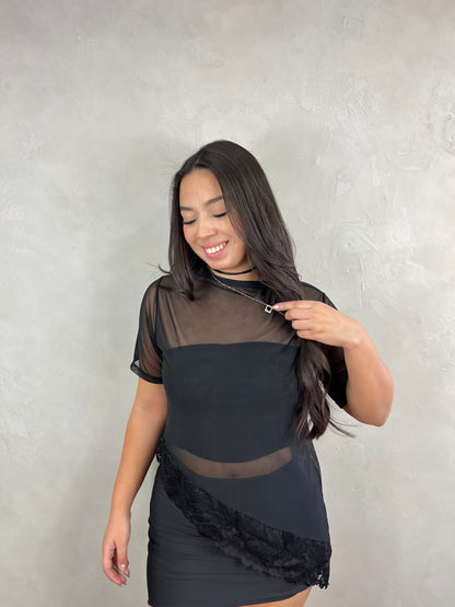 Bata de tule com renda veneza