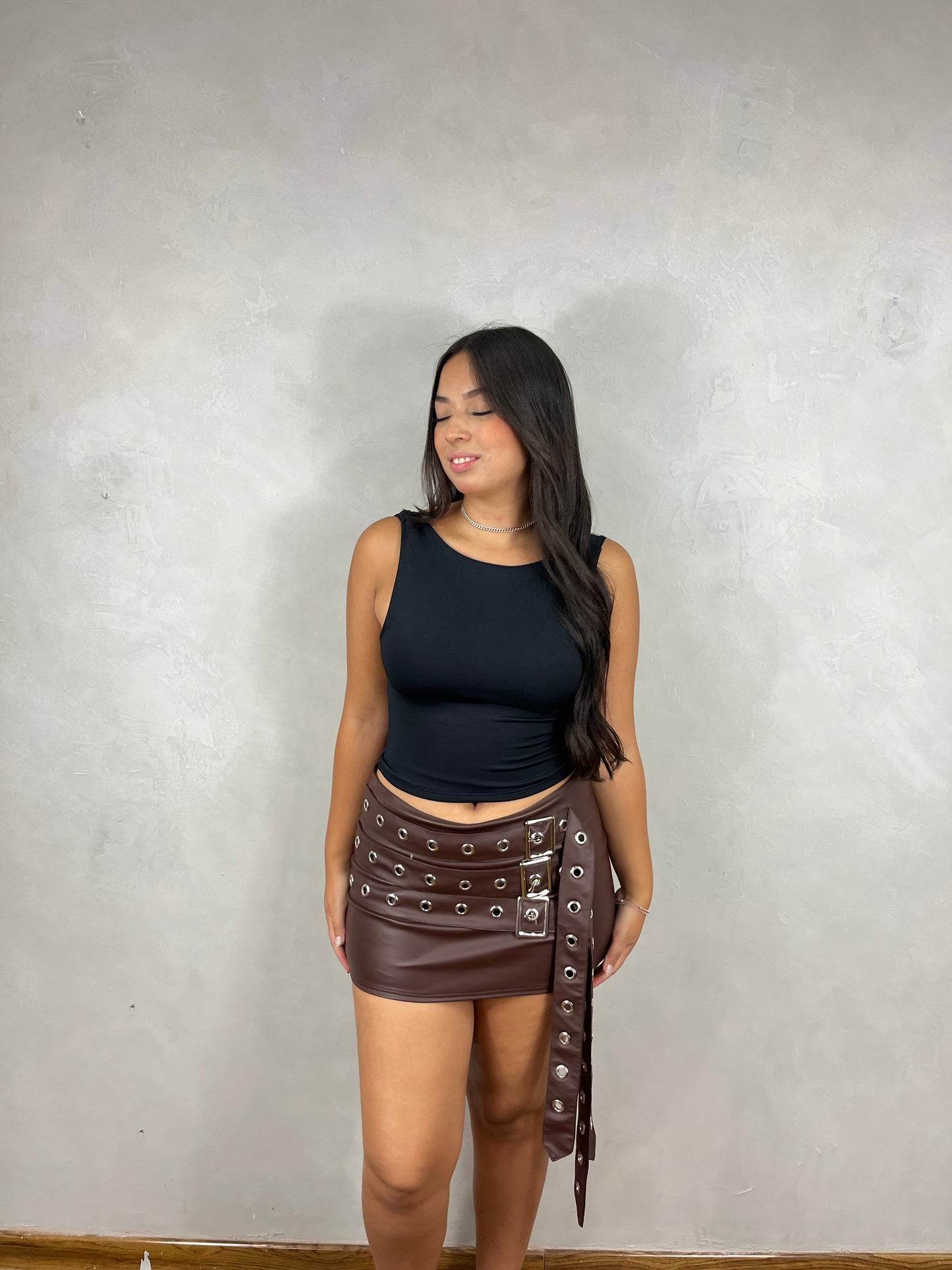 Shorts saia Couro Albânia