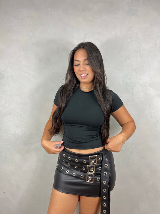 Shorts saia Couro Albânia