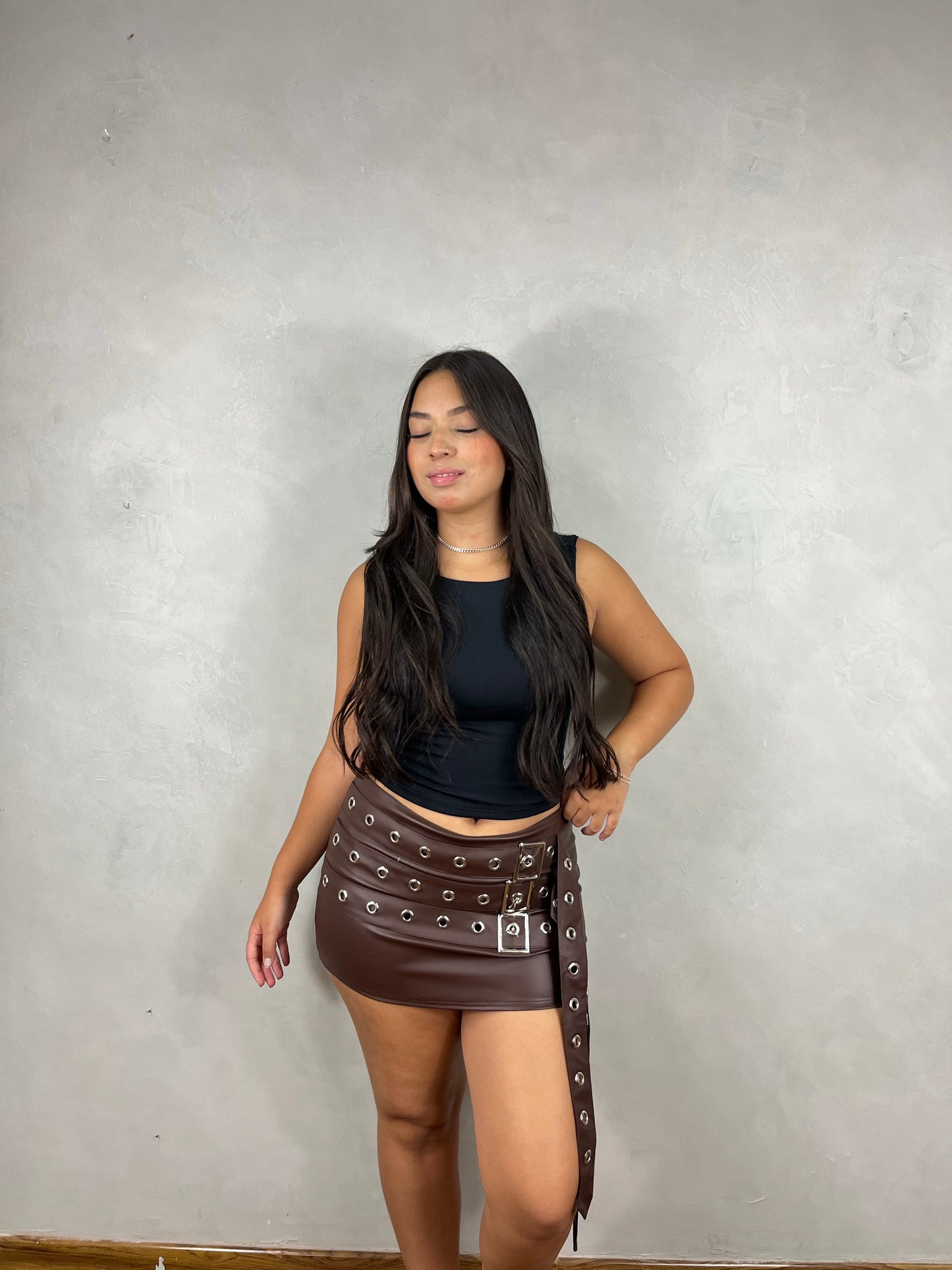 Shorts saia Couro Albânia
