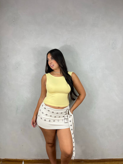 Shorts saia Couro Albânia
