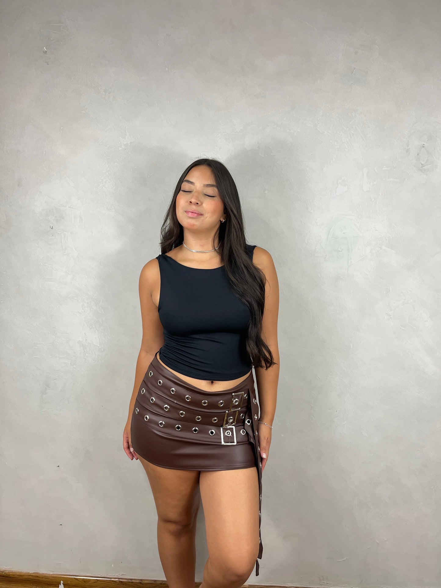 Shorts saia Couro Albânia